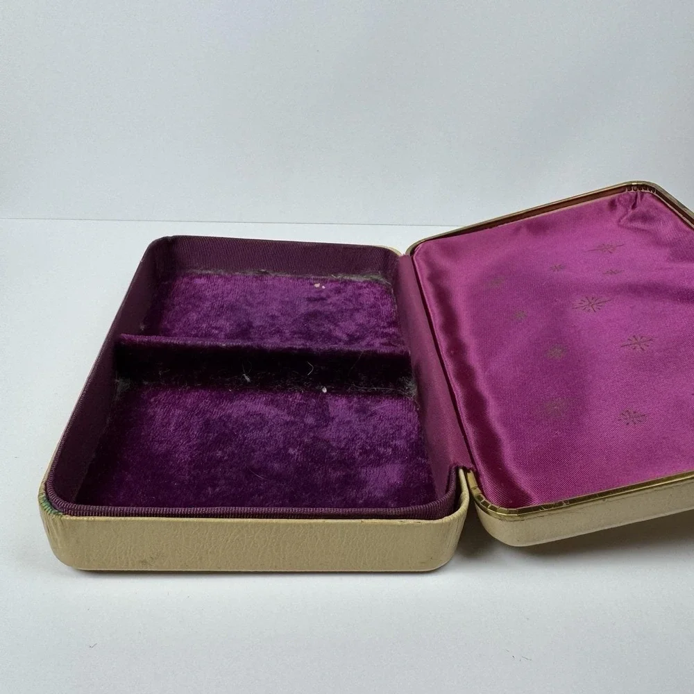 1960's Vintage FARRINGTON Genuine Texol Cream Jewelry‎ Box Red Velvet Lining